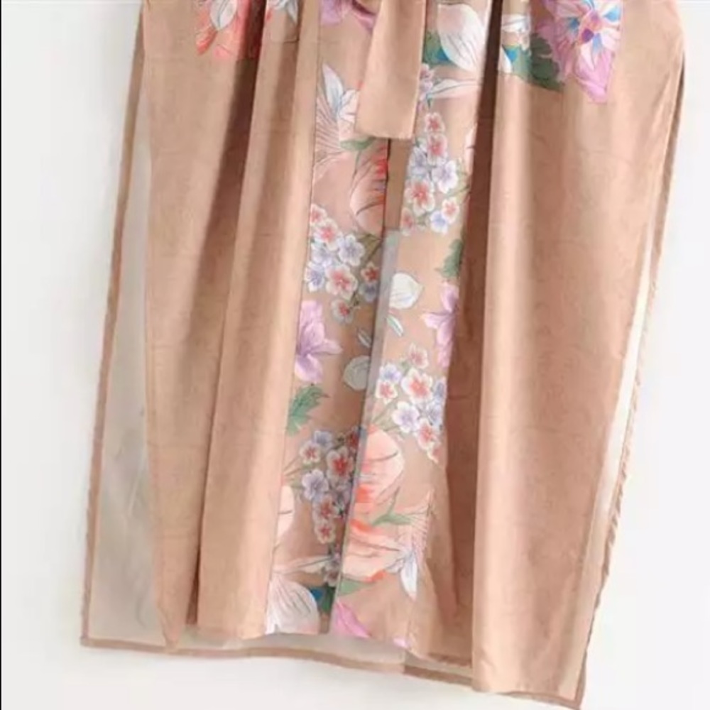 SOLD OUT Gypsy Bohemian Tan Floral Peacock Open Kimono Robe - Picture 9 of 12